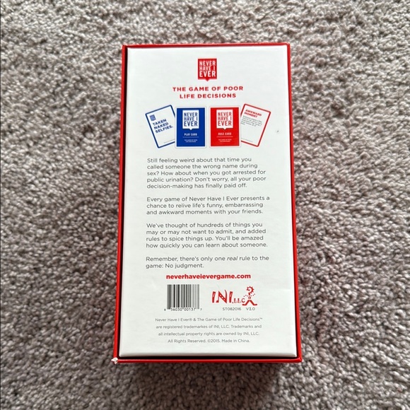 Card Game - Red - Picture 3 of 9